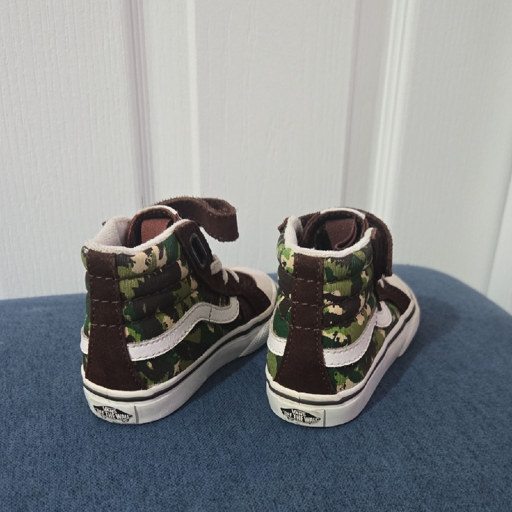 Vans Kids Camo High-Top Sneakers